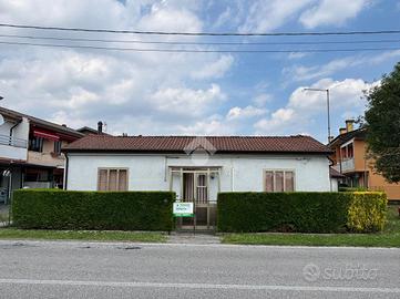 CASA INDIPENDENTE A GRANZE