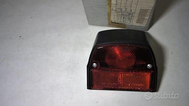 FANALE POSTERIORE PIAGGIO SI COD. 228992