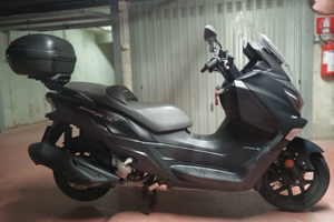 Sym joymax 300 z+, ABS, bauletto GIVI, 15850 KM,