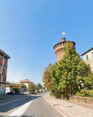 Due stanze in ampio quadrilocale disponibili