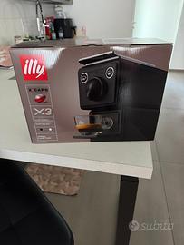 Macchina da caffè illy X3 X caps