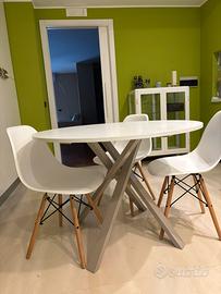 Tavolo tondo + 4 sedie