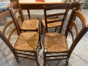4 sedie legno massello con seduta in paglia