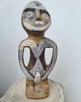 Scultura, divinità, in pietra