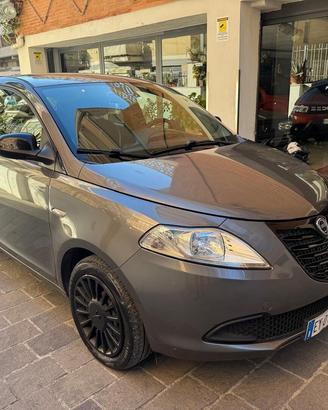 LANCIA Ypsilon 1.2 69CV 5 porte Ecochic Elefantino