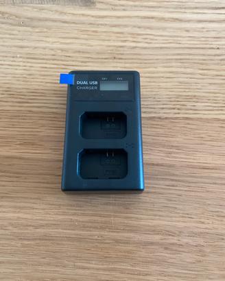 Caricabatterie Dual USB per FW50