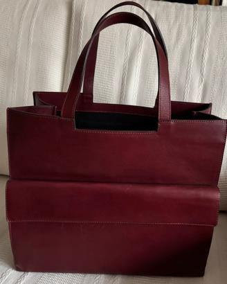 Ampia borsa in  simil cuoio marca ZARA