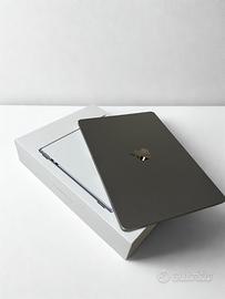 Macbook Air M2 13.6” - Pari al nuovo