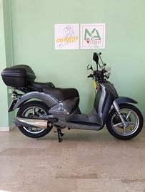Aprilia Scarabeo 250