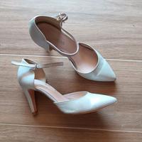 Scarpe bianche n 38 con tacco