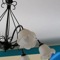 lampadario in ferro battuto e vetro di murano 