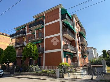 3 LOCALI A PARMA