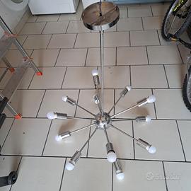 Lampadario da soggiorno molto luminoso