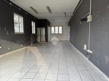 LABORATORIO A MOSCIANO SANT'ANGELO