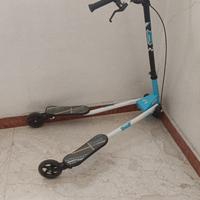 Monopattino a tre ruote pieghevole marca TRYWIL