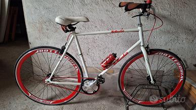 BICICLETTA BOTTECCHIA A SCATTO FISSO