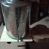 Contenitore olio acciaio