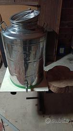 Contenitore olio acciaio