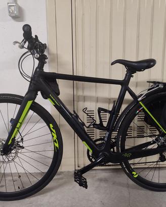 Bicicletta gravel elettrica