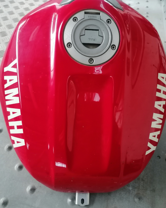 Serbatoio, terminale etc x Yamaha YZF-R1 o R6