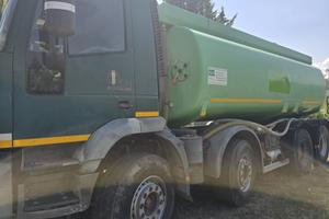 Euro trakker 4 assi senza cisterna