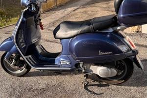 Vespa 200L Granturismo