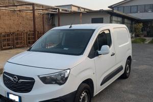 Opel combo cargo 1.2 benzina