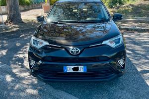 Toyota rav4 gancio traino omologato