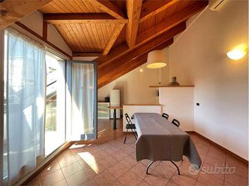 Appartamento di 90 m² con 2 locali a Milano