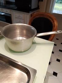 Casseruola in alluminio pesante manico tubolato