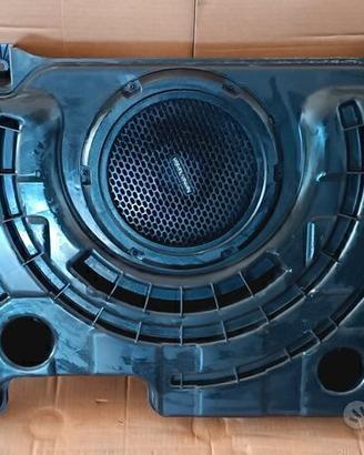 Subwoofer Maserati Levante