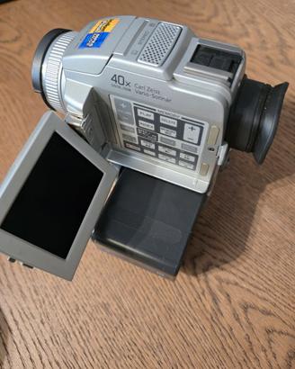 CINEPRESA SONY HANDYCAM DCR-PC8E PAL CARL ZEISS