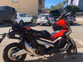 Honda X-ADV  750