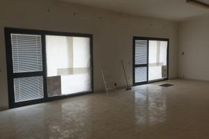 Ampio locale commerciale o ufficio zona centro