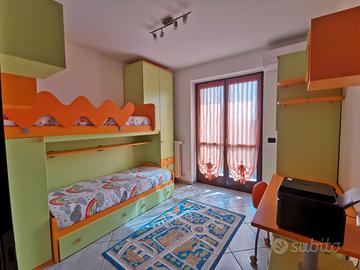 Cameretta completa per bambini/ragazzi