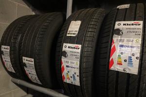 Gomme nuove 215/55r17