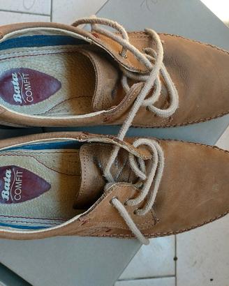 Scarpe scamosciate 
