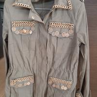 tailleur molto particolare 