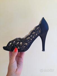 Sandali in raso con strass come nuovi taglia 36