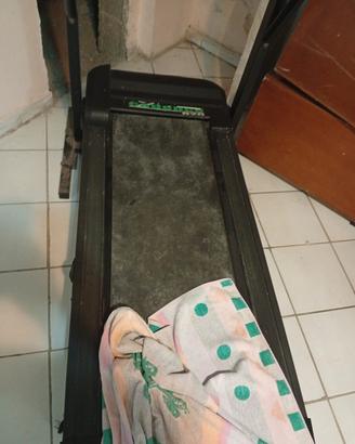 attrezzi palestra
