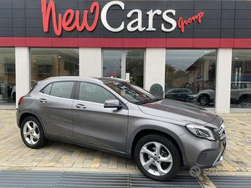 MERCEDES-BENZ GLA 200 d Automatic Sport NAVI-RET