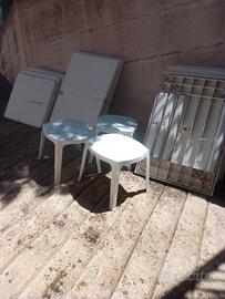 tavoli e tavolino in plastica 