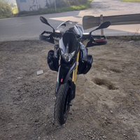 Aprilia Dorsoduro 750