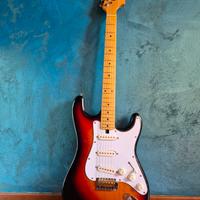 Chitarra elettrica vintage tipo stratocaster 