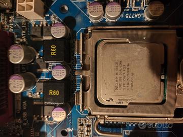 Intel Pentium E5200 + scheda madre 775