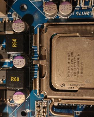 Intel Pentium E5200 + scheda madre 775