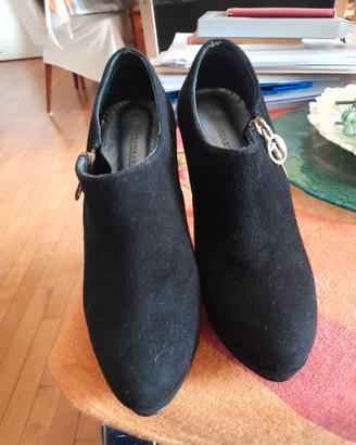 Scarpe eleganti n. 35 marca Trussardi