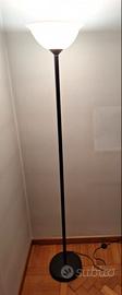 Piantana lampada da terra