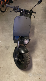 Me Scooter 2.5 (50cc)