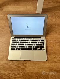 Macbook Air 11 - 2011